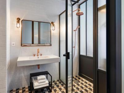 The Hoxton, 4* París